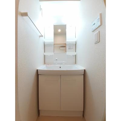 リバーサイド２ 305【管理NO：1-019441701-03040】 ★家具家電は申し込み後に搬入します★の物件写真6