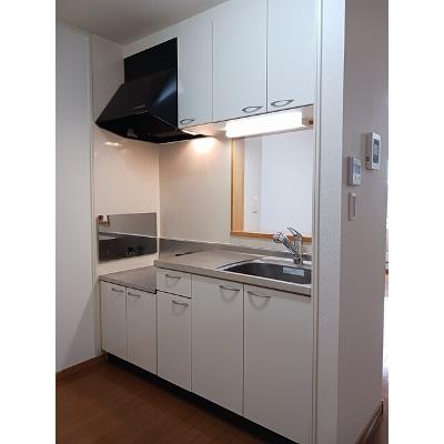 プラム 205【管理NO：1-013191101-02040】 ★家具家電は申し込み後に搬入します★の物件写真3