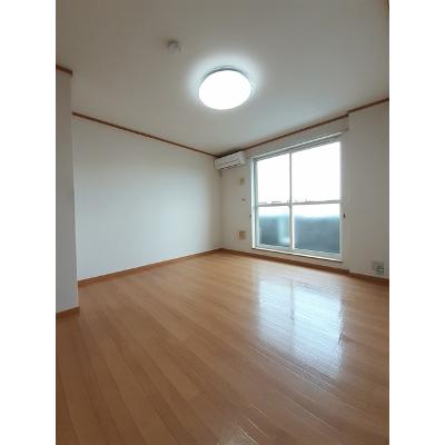 セレッソ 103【管理NO：1-012826001-01030】 ★家具家電は申し込み後に搬入しますの物件写真2