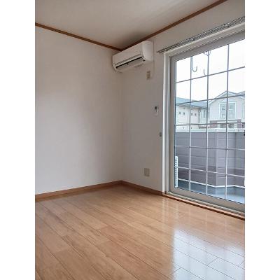 エヴァーグリーンＡ棟 101【管理NO：1-011834901-01010】 ★家具家電は申し込み後に搬入しますの物件写真2