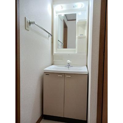 リンデンバウム・ナンバ 102【管理NO：1-007847201-01020】 ★家具家電は申し込み後に搬入します★の物件写真6