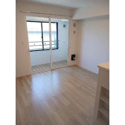 パラディス 205【管理NO：1-028367101-02040】 ★家具家電は申し込み後に搬入します★の物件写真2