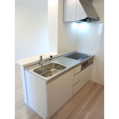 パン・カオレＢ 202【管理NO：1-028311802-02020】 ★家具家電は申し込み後に搬入します★の物件写真3