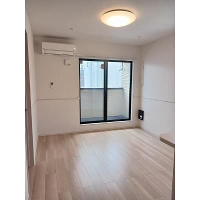 光テラス　Ⅱ 205【管理NO：1-028259102-02040】 ★家具家電は申し込み後に搬入しますの物件写真2