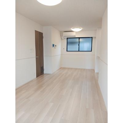 光テラス　Ⅰ 103【管理NO：1-028259101-01030】 ★家具家電は申し込み後に搬入します★の物件写真2