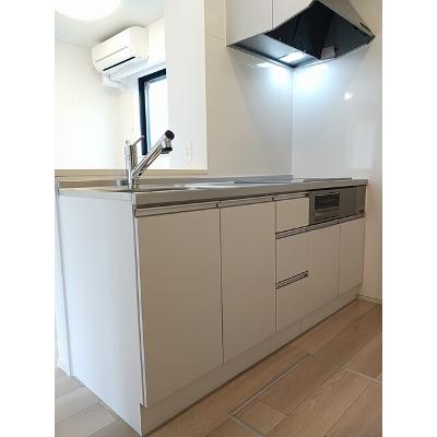 光テラス　Ⅰ 102【管理NO：1-028259101-01020】 ★家具家電は申し込み後に搬入します★の物件写真3