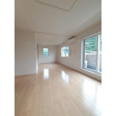 フォレストサイド横山　Ⅱ 202【管理NO：1-023052601-02020】 ★家具家電は申し込み後に搬入します★の物件写真2