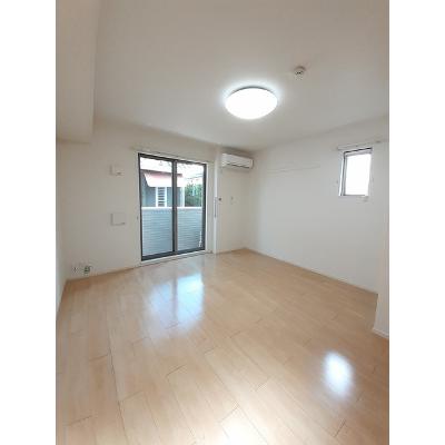 ピースフル平島 103【管理NO：1-022607101-01030】 ★家具家電は申し込み後に搬入しますの物件写真2