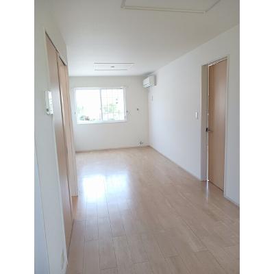 ユレナ２４　Ｂ 101【管理NO：1-021553502-01010】 ★家具家電は申し込み後に搬入します★の物件写真2