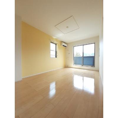プレステージ花ずいＥ 201【管理NO：1-021298501-02010】 ★家具家電は申し込み後に搬入しますの物件写真2