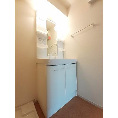 カンピオーネ 201【管理NO：1-019173201-02010】 ★家具家電は申し込み後に搬入しますの物件写真6