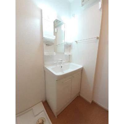 プリムラ 102【管理NO：1-019173001-01020】 ★家具家電は申し込み後に搬入します★の物件写真6