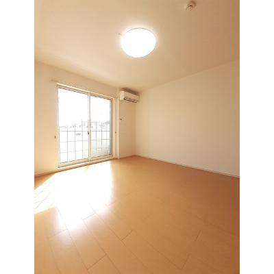 プリムローズ・Ｋ　Ａ 102【管理NO：1-017607401-01020】 ★家具家電は申し込み後に搬入します★の物件写真2