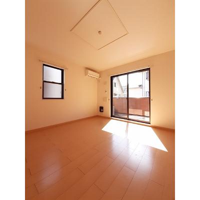 スマイリー乙多見Ｃ 101【管理NO：1-016930201-01010】 ★家具家電は申し込み後に搬入しますの物件写真2