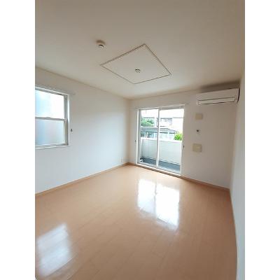 サワディ和気 103【管理NO：1-016154801-01030】 ★家具家電は申し込み後に搬入します★の物件写真2