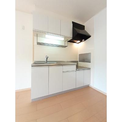 サンライズフェアスカイ 201【管理NO：1-015784301-02010】 ★家具家電は申し込み後に搬入しますの物件写真3