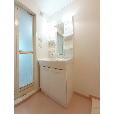 サンライズフェアスカイ 201【管理NO：1-015784301-02010】 ★家具家電は申し込み後に搬入しますの物件写真6