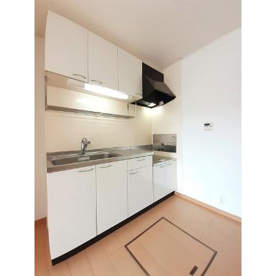 リヴィング牟佐 101【管理NO：1-015309001-01010】 ★家具家電は申し込み後に搬入します★の物件写真3