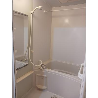 ビオレータ 103【管理NO：1-013868601-01030】 ★家具家電は申し込み後に搬入します★の物件写真4