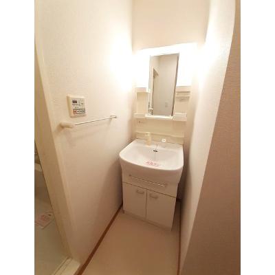 apartment 岡山県備前市東片上１３３９番地１ 

↓地図はこちらから