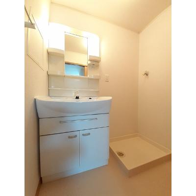apartment 岡山県備前市大内７３０番地１ 

↓地図はこちらから