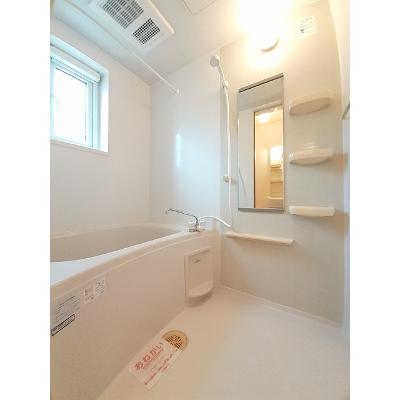 プラム 102【管理NO：1-013191101-01020】 ★家具家電は申し込み後に搬入します★の物件写真4