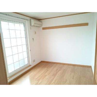 プリムローズ　Ｂ棟 203【管理NO：1-012406602-02030】 ★家具家電は申し込み後に搬入します★ ★2026年08月中旬入居可能★の物件写真2