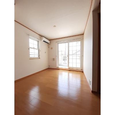 エトワール　Ｂ 202【管理NO：1-012236602-02020】 ★家具家電は申し込み後に搬入します★の物件写真2
