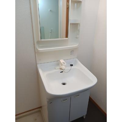 apartment 岡山県備前市大内１０１９番地１ 

↓地図はこちらから