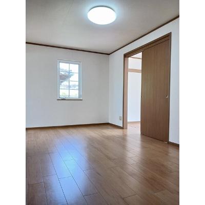 サンシティ臼井 101【管理NO：1-010316201-01010】 ★家具家電は申し込み後に搬入します★の物件写真2