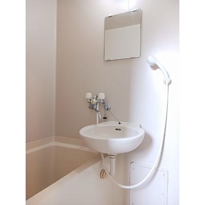 エクセレントＡ 102【管理NO：1-009475301-01020】 ★家具家電は申し込み後に搬入します★の物件写真4