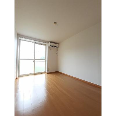 メゾン横山 105【管理NO：1-009350101-01040】 ★家具家電は申し込み後に搬入します★の物件写真2