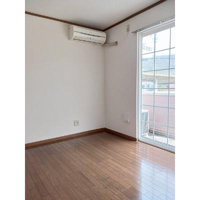 ニュークレストールビゼン 102【管理NO：1-007184201-01020】 ★家具家電は申し込み後に搬入します★の物件写真2