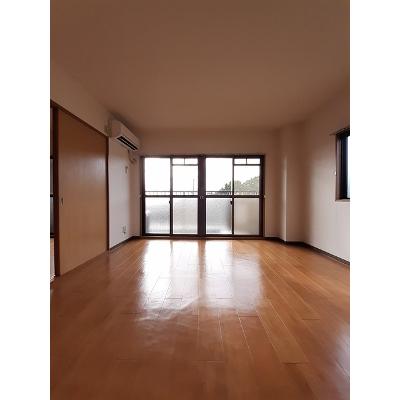 ビュー・セジュール 305【管理NO：1-005294501-03040】 ★家具家電は申し込み後に搬入しますの物件写真2