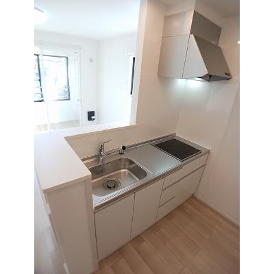 ピアチェーレ 203【管理NO：1-028228801-02030】 ★家具家電は申し込み後に搬入します★の物件写真3