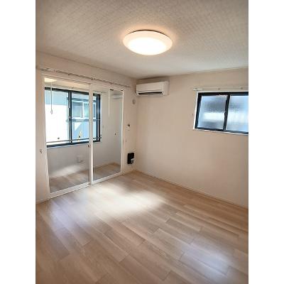 ルナテセラⅡ 103【管理NO：1-027500402-01030】 ★家具家電は申し込み後に搬入します★の物件写真2