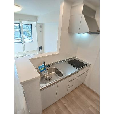 ルナテセラⅠ 202【管理NO：1-027500401-02020】 ★家具家電は申し込み後に搬入します★の物件写真3