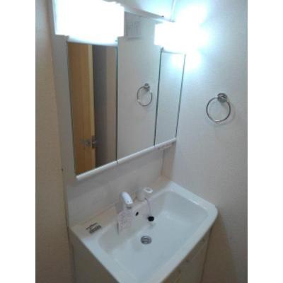 グランディオーソ 101【管理NO：1-023823001-01010】 ★家具家電は申し込み後に搬入しますの物件写真6