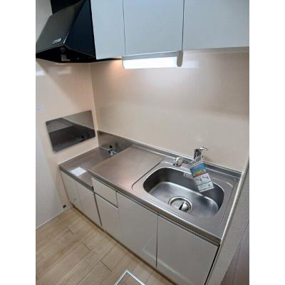 サイオン　β 102【管理NO：1-022506902-01020】 ★家具家電は申し込み後に搬入します★の物件写真3