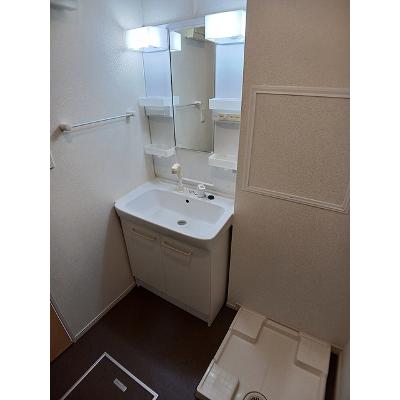 ネオ　グランジェ 201【管理NO：1-020930001-02010】 ★家具家電は申し込み後に搬入します★の物件写真6