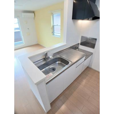 フジ　コッティＡ 201【管理NO：1-020224001-02010】 ★家具家電は申し込み後に搬入しますの物件写真3