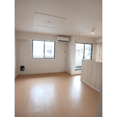 ウィステリアＡ 205【管理NO：1-019376601-02040】 ★家具家電は申し込み後に搬入します★の物件写真2