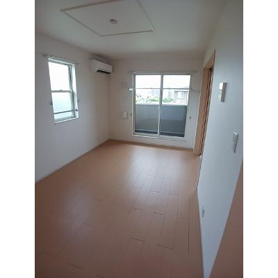 ジェントリーⅡ・Ｂ 203【管理NO：1-017979302-02030】 ★家具家電は申し込み後に搬入します★の物件写真2