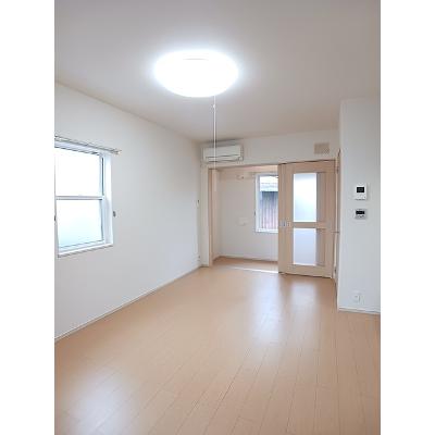 ミキハウスⅡＢ 106【管理NO：1-017658002-01050】 ★家具家電は申し込み後に搬入します★の物件写真2