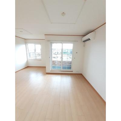 アプローズ　Ⅱ 201【管理NO：1-013046502-02010】 ★家具家電は申し込み後に搬入します 2026年08月下旬入居可能の物件写真2