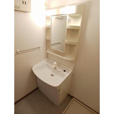マーヴェラスＢ 102【管理NO：1-011440102-01020】 ★家具家電は申し込み後に搬入します★の物件写真6