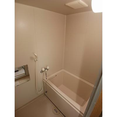 エトワール 201【管理NO：1-007724701-02010】 ★家具家電は申し込み後に搬入しますの物件写真4