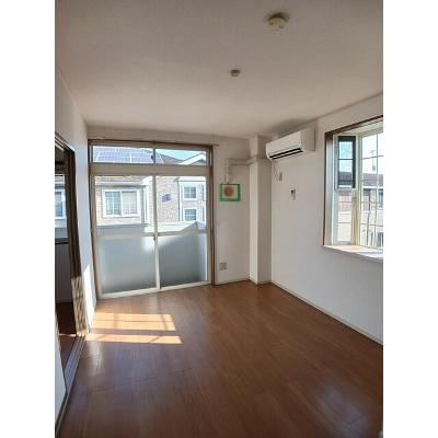 グリーンパークⅡ 205【管理NO：1-006779101-02040】 ★家具家電は申し込み後に搬入します★ ★2026年11月下旬入居可能★の物件写真2