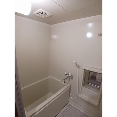 グリーンパークⅡ 205【管理NO：1-006779101-02040】 ★家具家電は申し込み後に搬入します★ ★2026年11月下旬入居可能★の物件写真4
