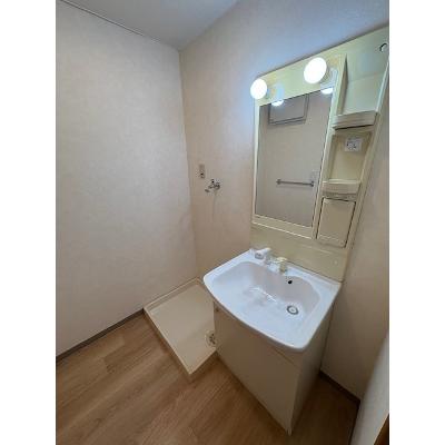 エクレセンス 103【管理NO：1-099330701-01030】 ★家具家電は申し込み後に搬入します★の物件写真6